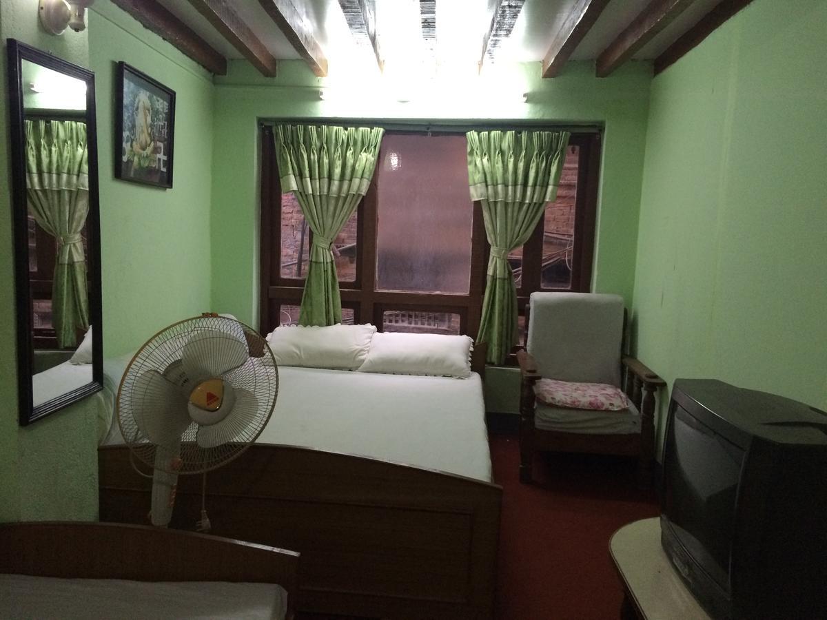 Ajima Guest House Bhaktapur Bagian luar foto